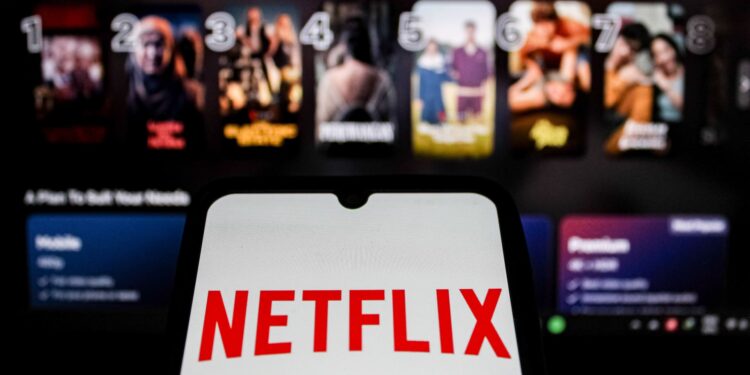 Acciones que realizan los mayores movimientos fuera de horario: NFLX, MAT, DKNG, ISRG