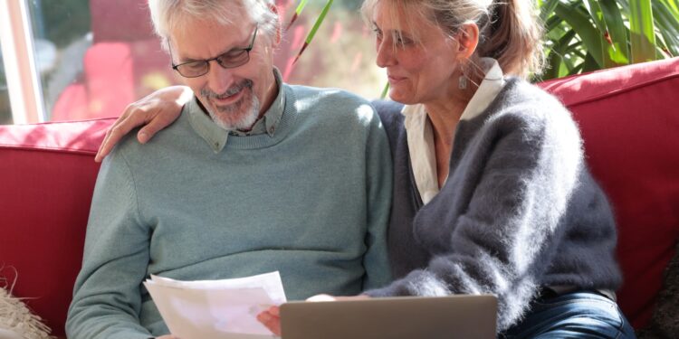 Beneficios de invertir su cuenta de ahorro para la salud