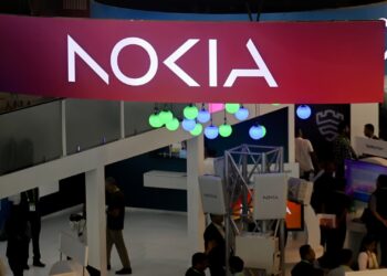 Acciones que realizan los mayores movimientos al mediodía: PayPal, Nokia, VF Corp., UPS, Wayfair y más