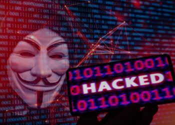 Qué debe hacer la familia para prevenir el abuso financiero de su padre anciano