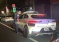 La policía de California acusa a Waymo de giro ilegal, pero no puede emitir un auto sin conductor un boleto