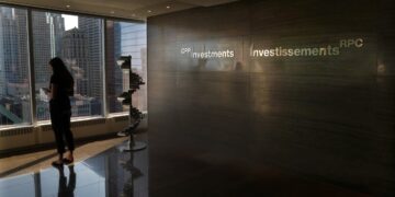 Jóvenes canadienses demandan a CPP Investments por riesgos climáticos