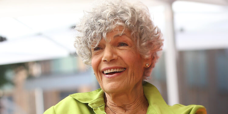 Susan Stamberg, ‘madre fundadora’ de NPR, muere a los 87 años: NPR