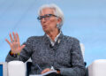 La economía global “aún debe sentir el dolor” de los aranceles, dice el presidente del Banco Central Europeo