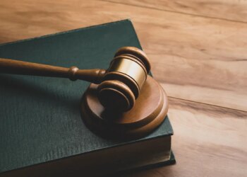 Crosscountry busca el despido con traje de sobrecarga