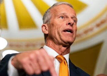 Algunos senadores quedaron varados en DC debido al cierre del gobierno