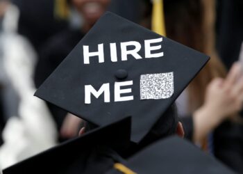 La IA presiona a los nuevos graduados que buscan trabajo