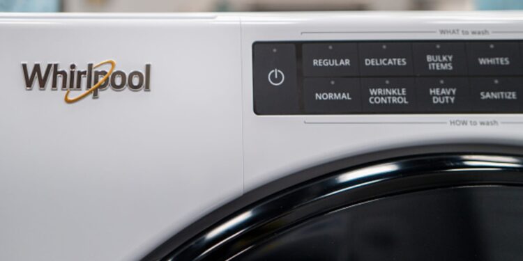 Acciones que realizan los mayores movimientos al mediodía: WHR, MODG, NVDA, STUB