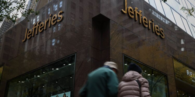 La SEC investiga a Jefferies por el colapso de First Brands, según un informe