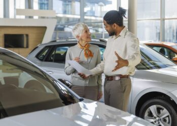 Las ofertas de automóviles del Black Friday pueden ser difíciles de encontrar: analista