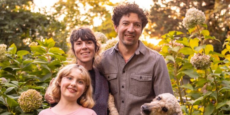 Recorrieron Portland, Oregon, en busca de una casa centenaria con una historia que contar