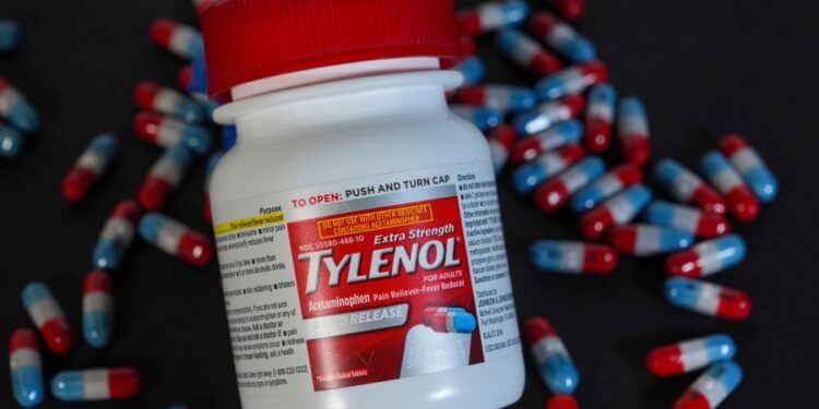 Tylenol, Kleenex, Band-Aid y más se unen bajo un mismo techo en un acuerdo de marcas de consumo por valor de 48.700 millones de dólares