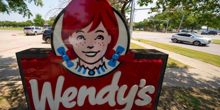 Cierres de Wendy’s planificados para los próximos meses; Cientos de restaurantes se verán afectados