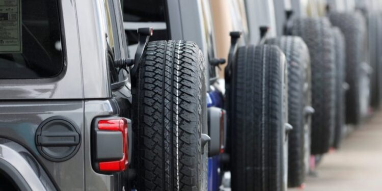 Chrysler retira del mercado más de 320.000 SUV Jeep debido al riesgo de incendio de la batería