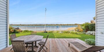 La cabaña de playa original frente al mar en un bolsillo bien cerrado tiene un precio de 6 millones de dólares