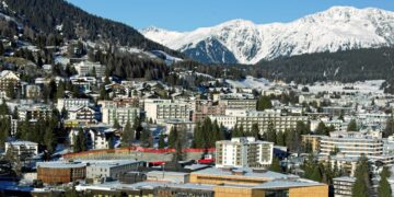 Las casas de lujo alpinas se disparan mientras Europa desafía la desaceleración global