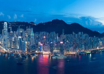 El mercado de oficinas centrales de Hong Kong disfruta del primer aumento de alquiler desde 2022