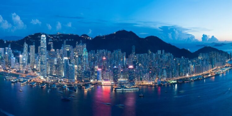 El mercado de oficinas centrales de Hong Kong disfruta del primer aumento de alquiler desde 2022