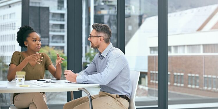 Cómo las empresas inteligentes están reteniendo el talento │ConnectComm