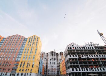 Una guía práctica para invertir en REIT canadienses en 2025