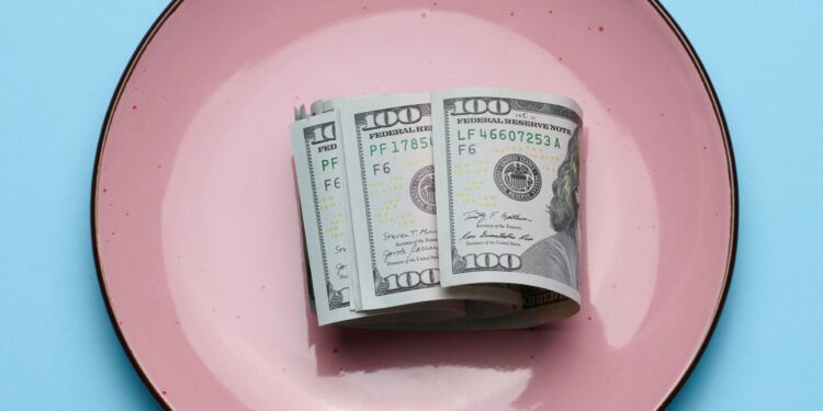 8 cosas que puedes hacer si apenas te las arreglas financieramente