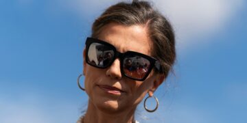 Mace critica el aeropuerto de Charleston por su seguridad después de una supuesta diatriba