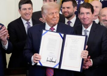 Las monedas estables canadienses avanzan en medio de crecientes llamados regulatorios