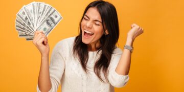 9 movimientos de dinero que tardan 5 minutos pero que podrían ahorrarle más de $3000 cada año