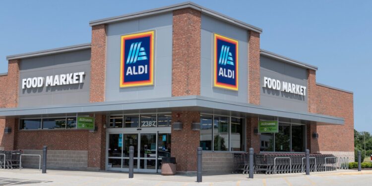 Estos hallazgos de Aldi por 10 dólares son la mejora que todo panadero necesita para las fiestas