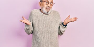 ¿Debería dividir el seguro de su automóvil y el seguro general? Esto es lo que dice un contador público certificado