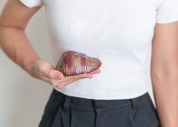 Esta sustancia química común ahora está relacionada con una enfermedad hepática potencialmente mortal, especialmente en los hogares de mayores ingresos, según encuentran los investigadores