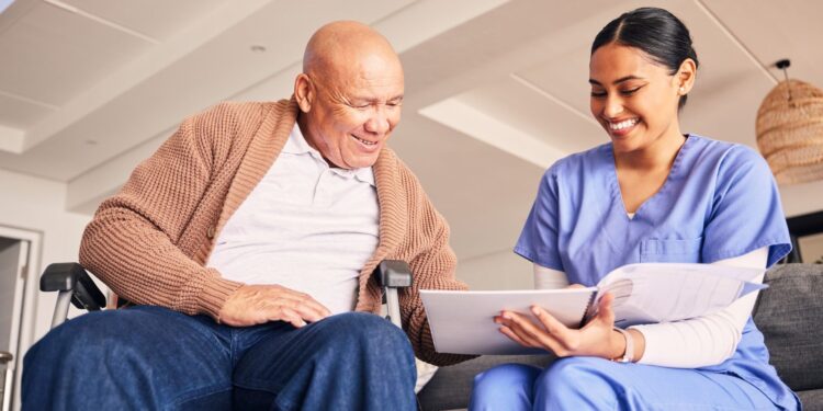 Tengo 70 años y necesito un seguro de atención a largo plazo. ¿Es inútil a mi edad?