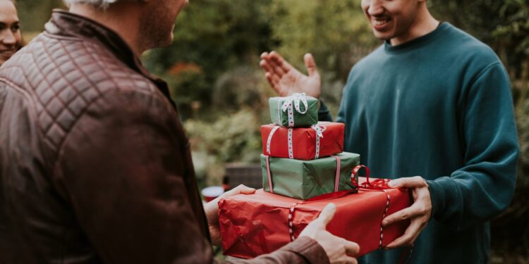 ‘Los estafadores se ganan la vida con esto’, advierte el jefe de fraude de Visa: cinco formas en las que incluso los compradores cautelosos pueden ser engañados