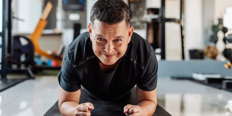 Dos momentos de la vida en los que hacer más ejercicio puede reducir el riesgo de demencia en un 40 %, incluida la jubilación