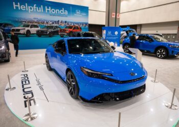 Cuatro modelos de automóviles nuevos que debutarán en 2026, todos desde menos de $50 000