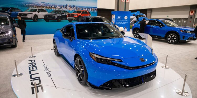 Cuatro modelos de automóviles nuevos que debutarán en 2026, todos desde menos de $50 000