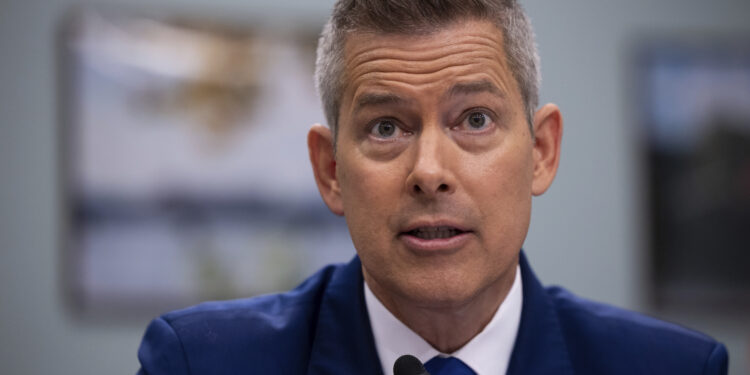 Sean Duffy responde a las críticas de Schumer: “Esto es estrictamente seguridad”