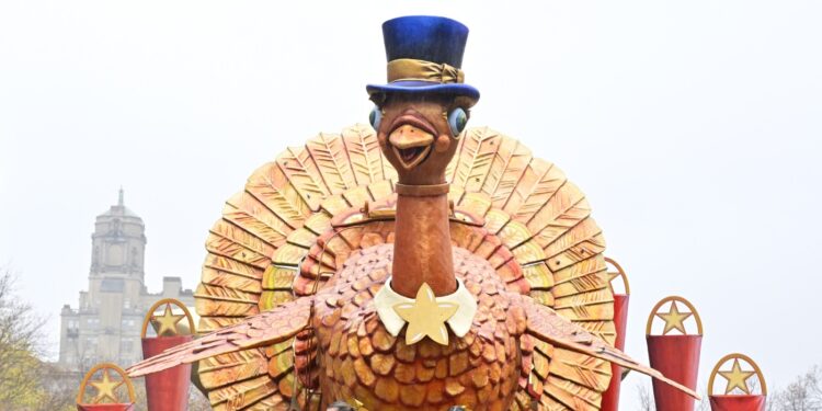 Cómo mirar y quién actúa: NPR