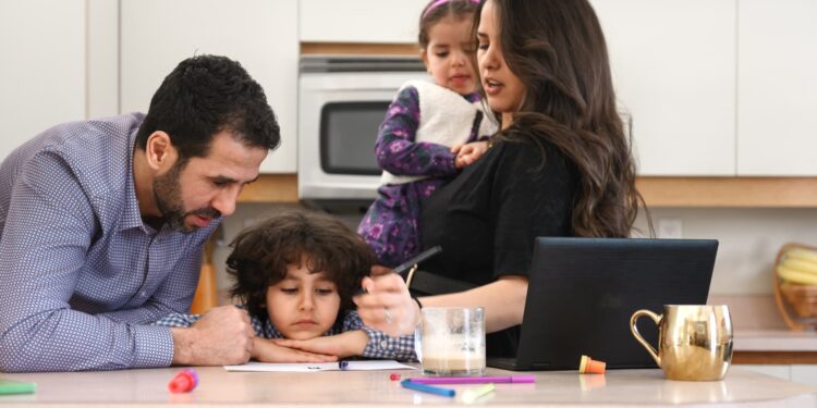 Las cuentas de Trump obtienen más financiación de donantes de Dalio, BlackRock y BNY