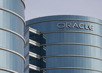 Acciones que realizan los mayores movimientos antes de la comercialización: ORCL, OXM, ADBE, GEMI