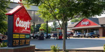 Esta cadena de tiendas de conveniencia está en una tendencia ascendente a largo plazo, según muestran los gráficos.