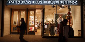 OEA, OKTA, MCHP y más