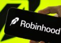 Robinhood ya ha superado al S&P 500 este año. Truist cree que aún se puede llegar más lejos