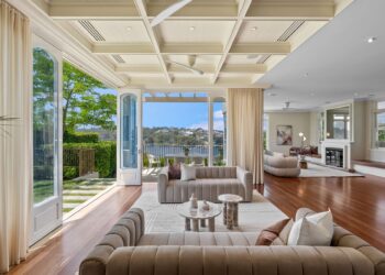 Gran interés por la obra maestra junto al río en el exclusivo Mosman Park de Perth