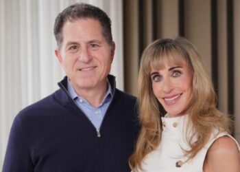 Michael y Susan Dell depositan 250 dólares en cuentas de inversión de 25 millones de niños