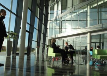 Los préstamos para bienes raíces comerciales en EE. UU. aumentan en el tercer trimestre