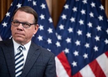 Comité de la Cámara de Representantes aprueba proyecto de ley sobre pagos a controladores de tránsito aéreo