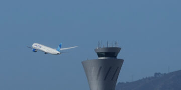 Bedford: la FAA perdió cientos de aprendices de controladores de tráfico aéreo durante el cierre