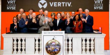 Acciones que realizan los mayores movimientos al mediodía: VRT, BIDU, WRBY, RH