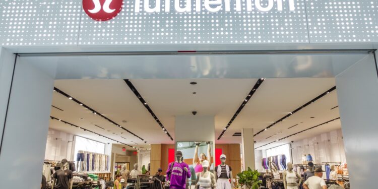 Cómo el activista Elliott puede ayudar a revitalizar al gigante del athleisure Lululemon